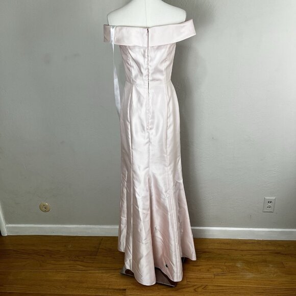 Alfred Sung D760 Off the Shoulder Satin Twill Maxi Dress Gown Blush Pink Size 2 - Picture 4 of 13